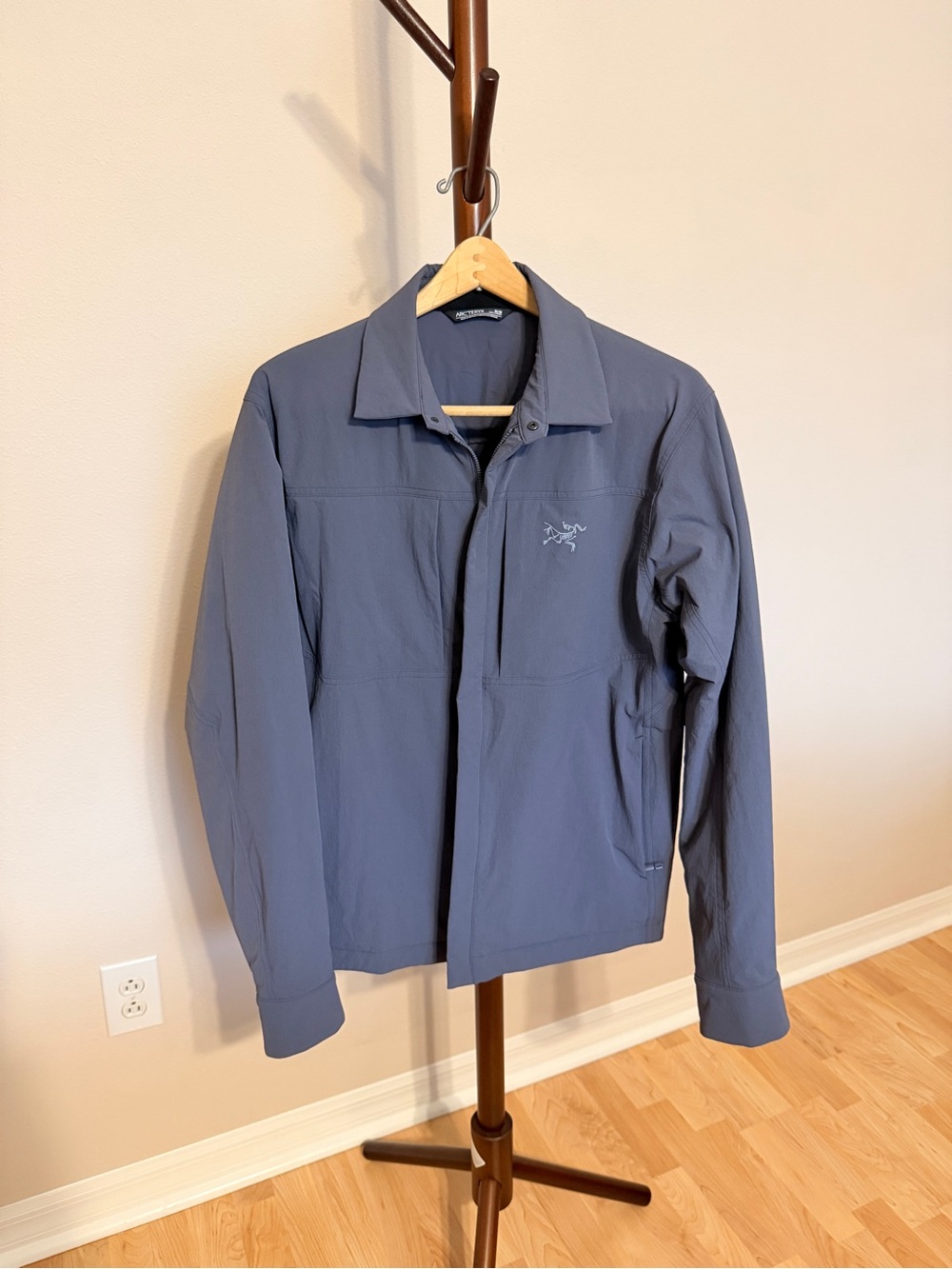 RARE NWOT Arc'teryx Men's Cronin Insulated Overshirt - Medium (Fits Oversized)